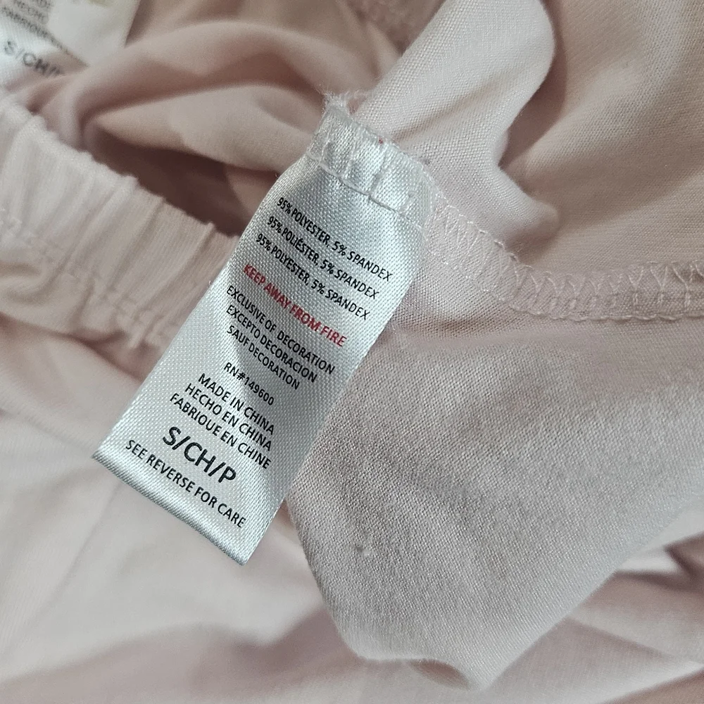 FLORA women’s sleepwear